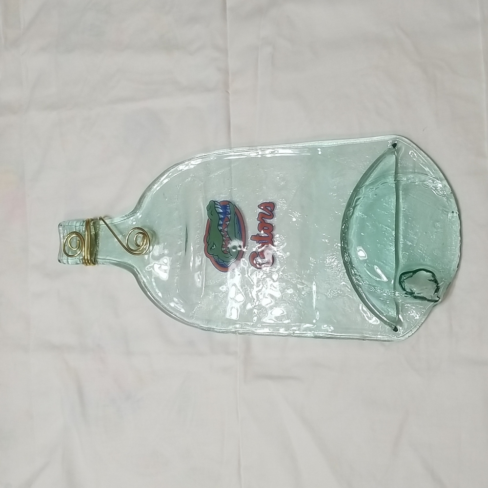 GATORS MELTED GLASS SPOON REST-APPT TRAY